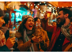 Mingle at the welcome party, enjoy the open bar and taste the Italian cuisine