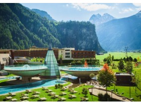 Beyond the football: Austrian Alps, German castles, beer halls & more