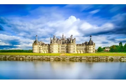 Tour 2. Loire Valley Castles